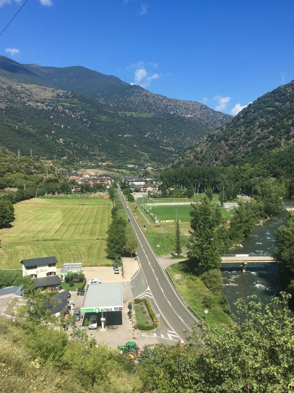 Penzion Cal Quimet Rialp Exteriér fotografie